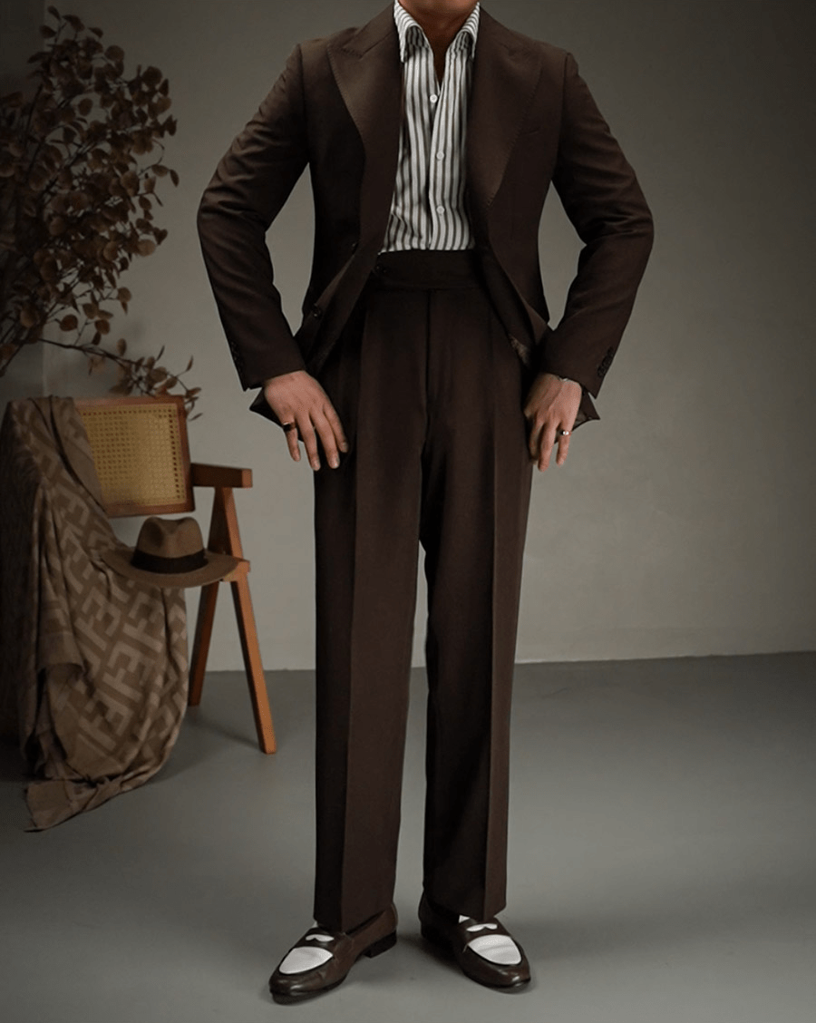 aesido 2 Piece Coffee Colored Retro Peak Lapel Business Men Suit (Blazer+Pants)