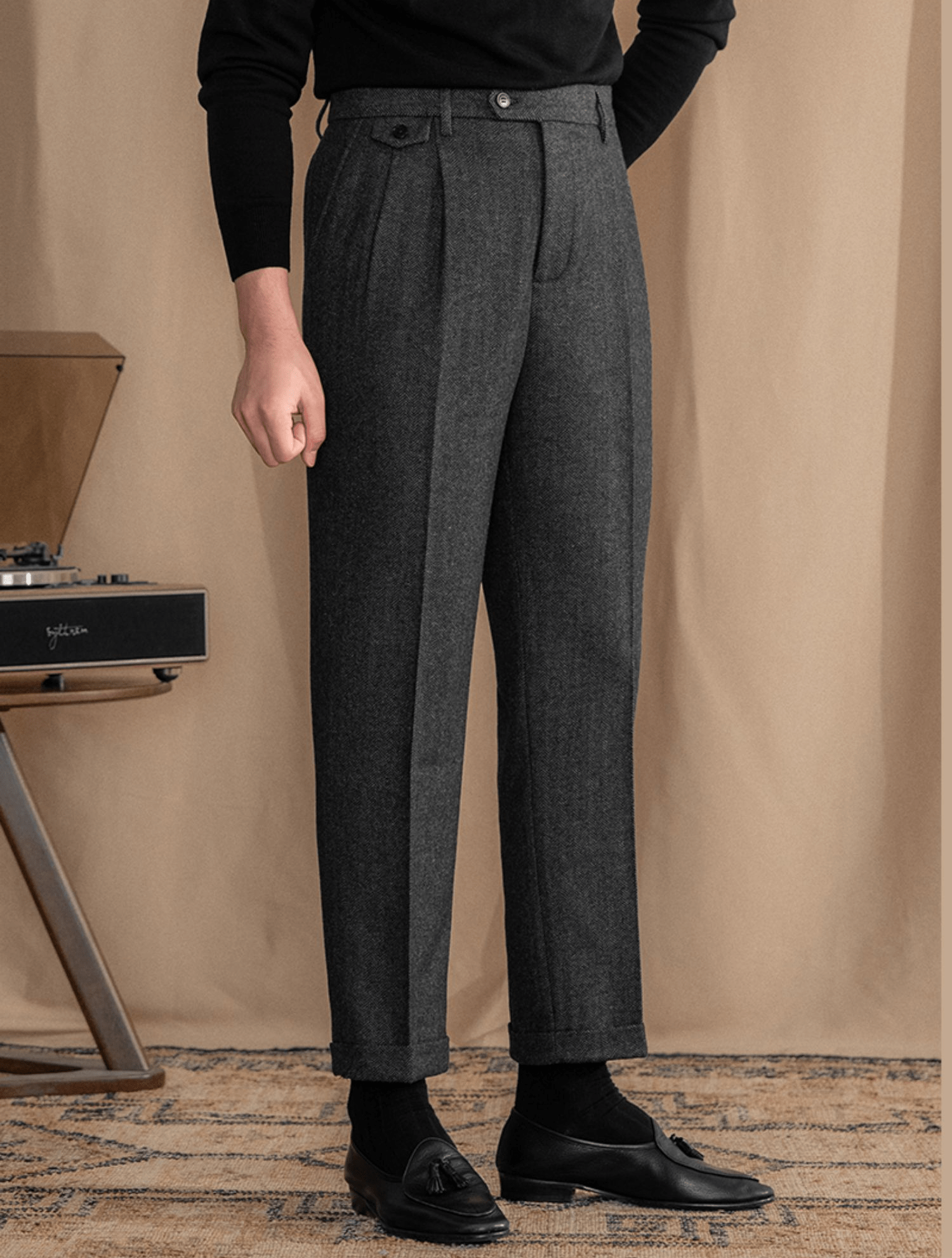 aesido Men's Retro Herringbone Pattern Fashionable Straight Casual Pants